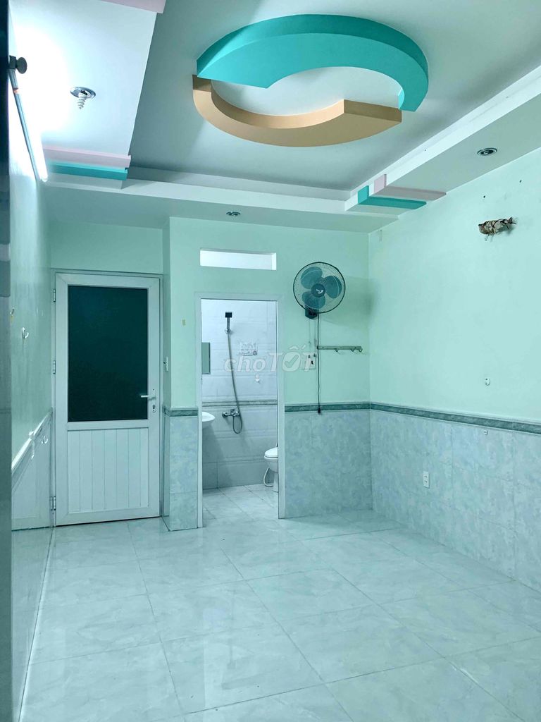 Hotel 1-1 at Bắc Hải District 10
