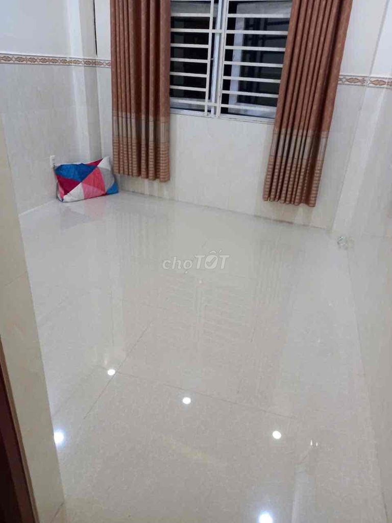 Rent room good price - near center - convenient to work