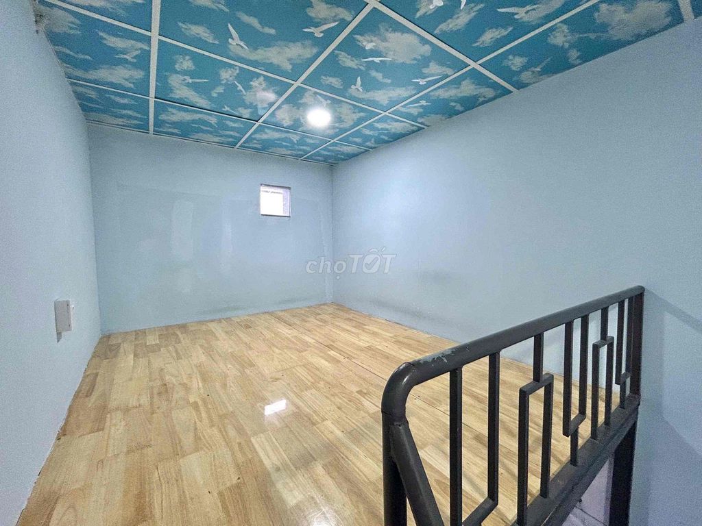 cheap air conditioning suite close to the airport.