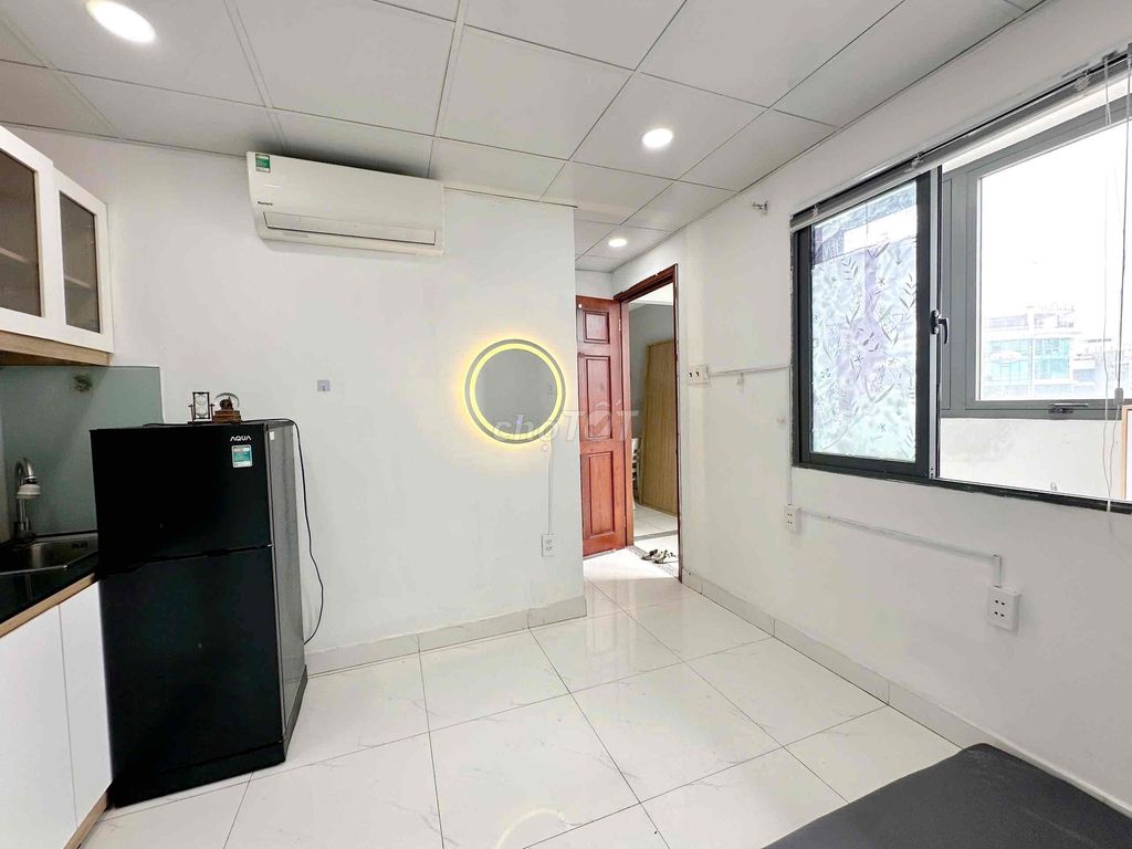 Super Pretty Phú Nhuận Window Room