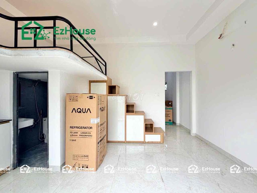 The balcony is full of furniture. It looks like Phạm Văn Bạch in the new room.