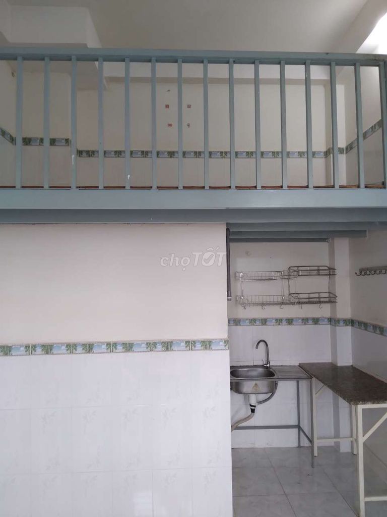 Rent a cheap apartment on Dương Quảng Hàm. 5 Gò Vấp.