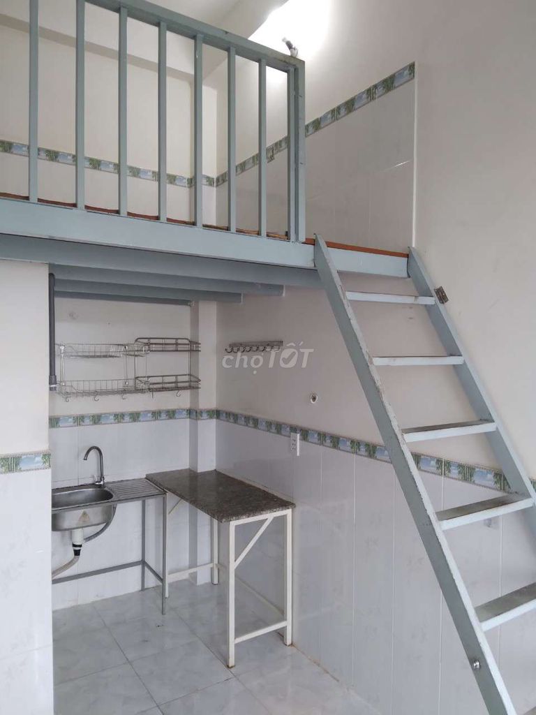 Rent a cheap apartment on Dương Quảng Hàm. 5 Gò Vấp.