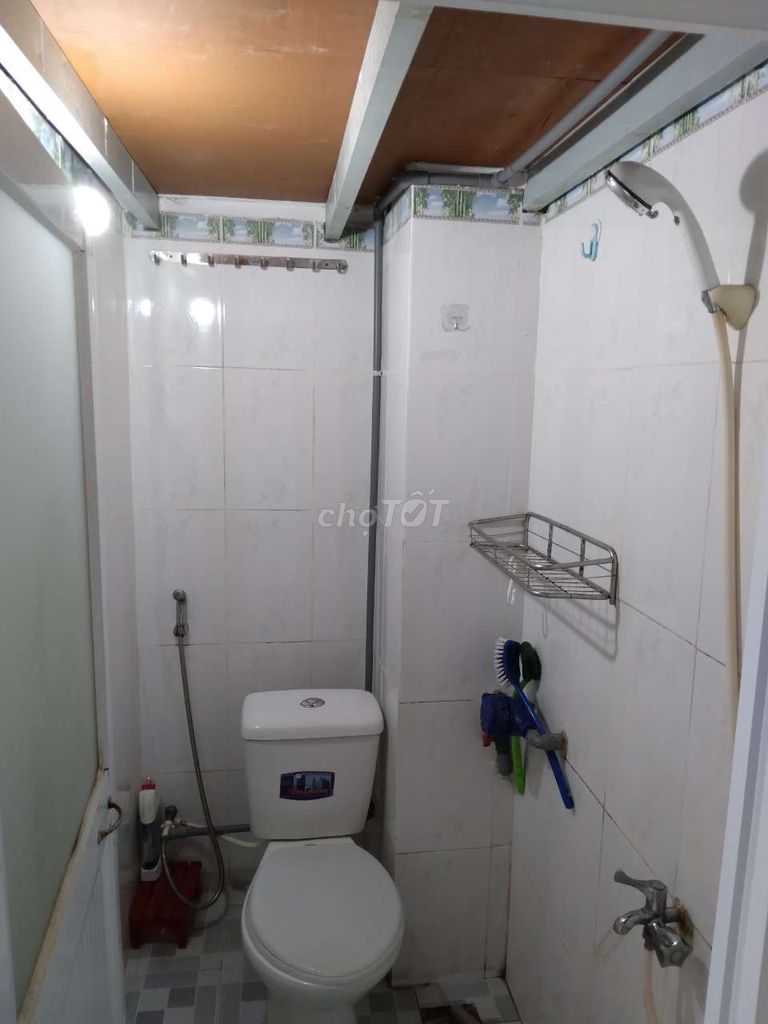 Rent a cheap apartment on Dương Quảng Hàm. 5 Gò Vấp.