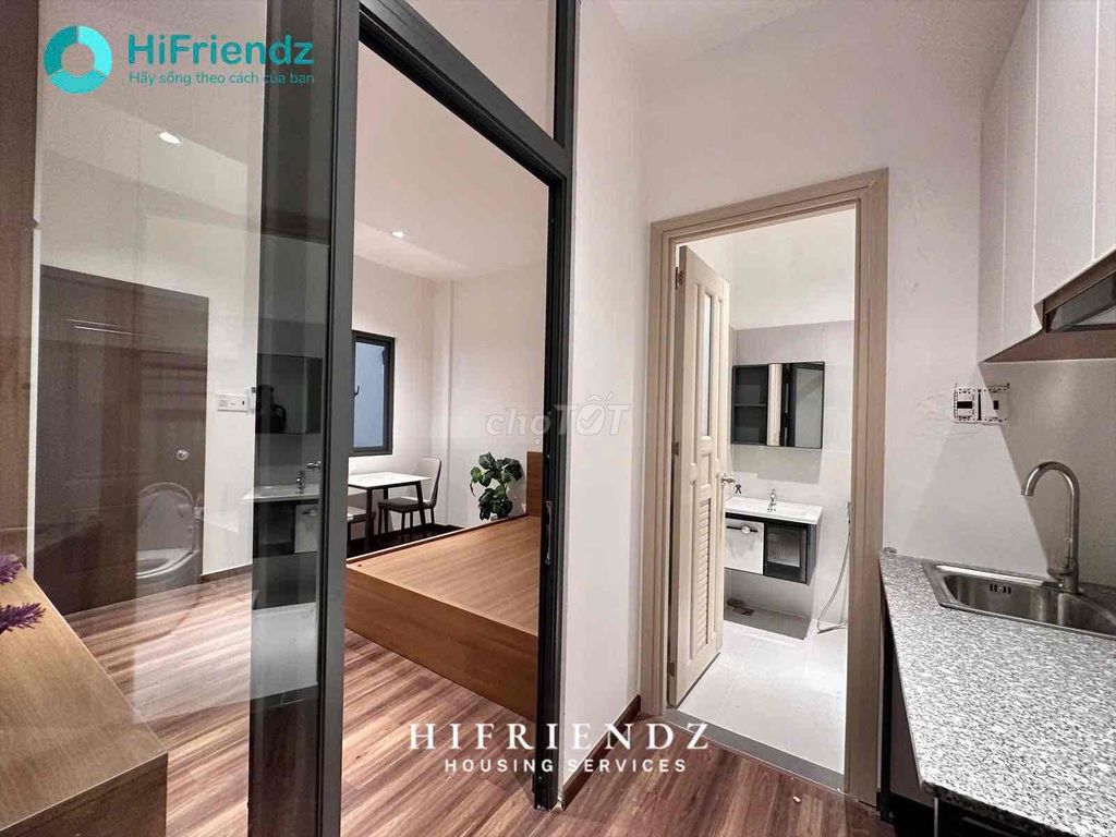Rent a mini-room - a new super-cleaning machine.