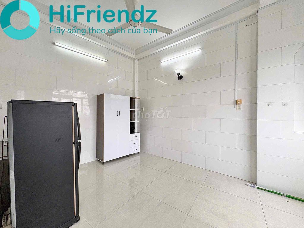 Nice room full interior - convenient area