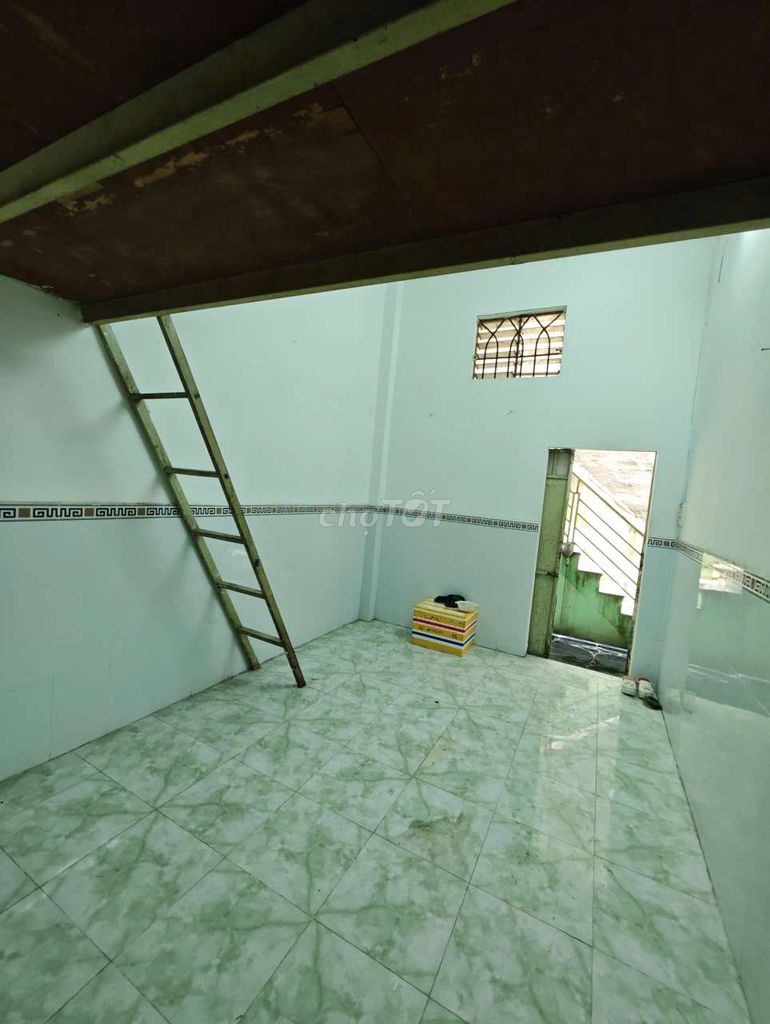 Room 2 million8 has air conditioning, interiors.