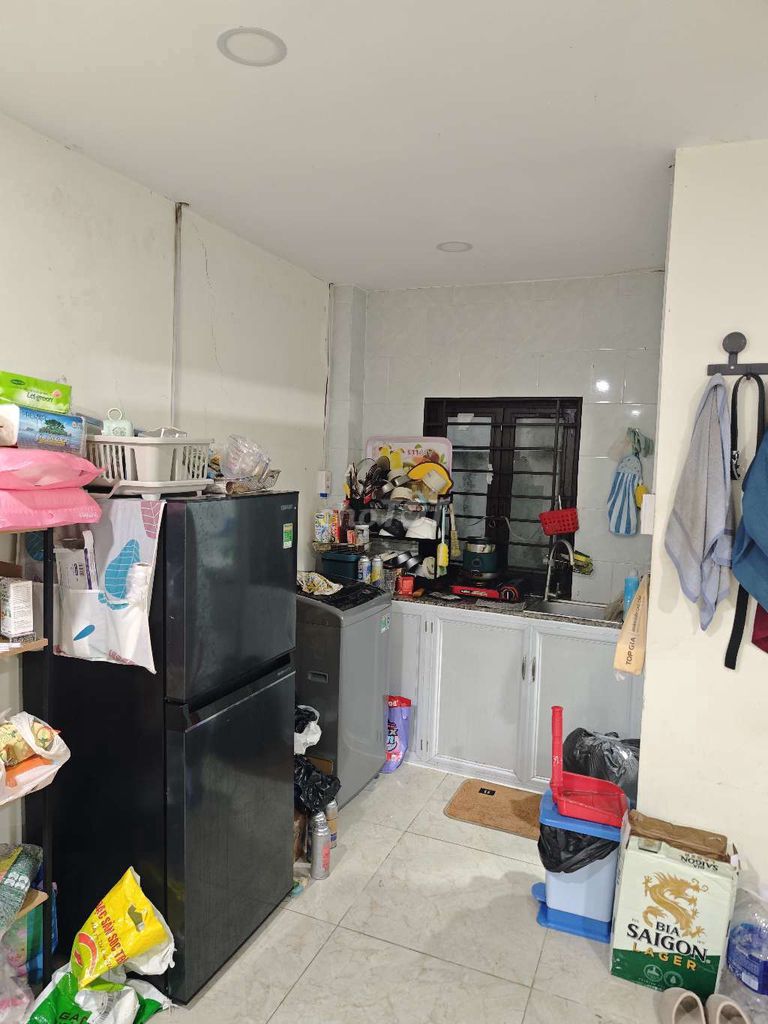 Room 2 million8 has air conditioning, interiors.