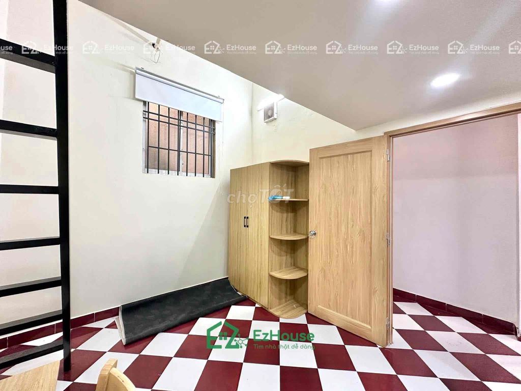 Open College - Height 30 m2 - move district 5