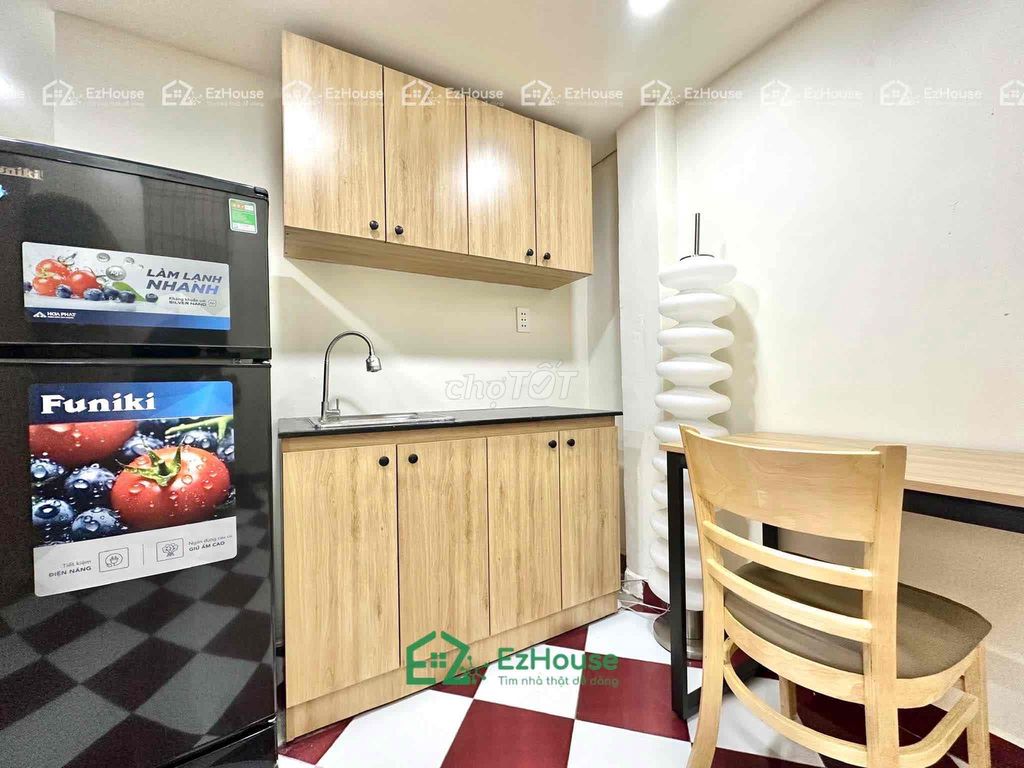 Open College - Height 30 m2 - move district 5
