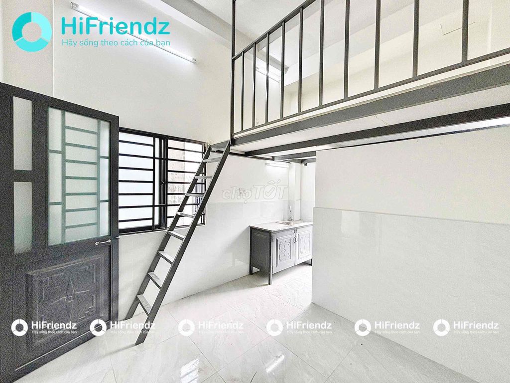 Opening the new balcony, ready the air conditioning, on the battlefield.