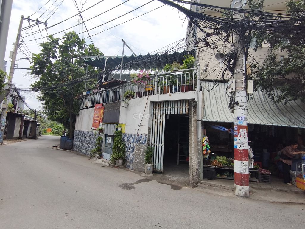 Super cheap motel, Ngô Chí Quốc, free Wired, hold the car.