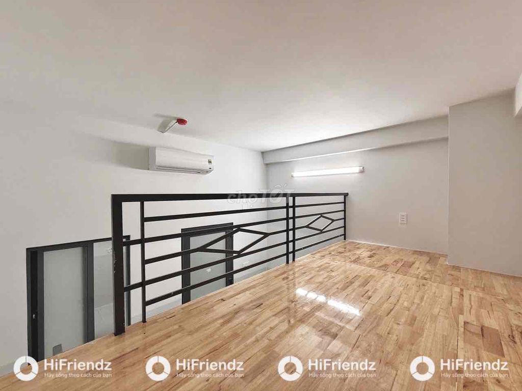 Rent a super wide-size room near the shower, semi-scarlet