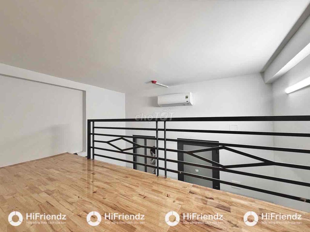 Rent a super wide-size room near the shower, semi-scarlet