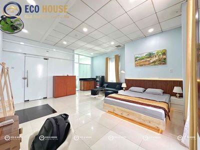 Freely free studios at the University of Charitable and Trade