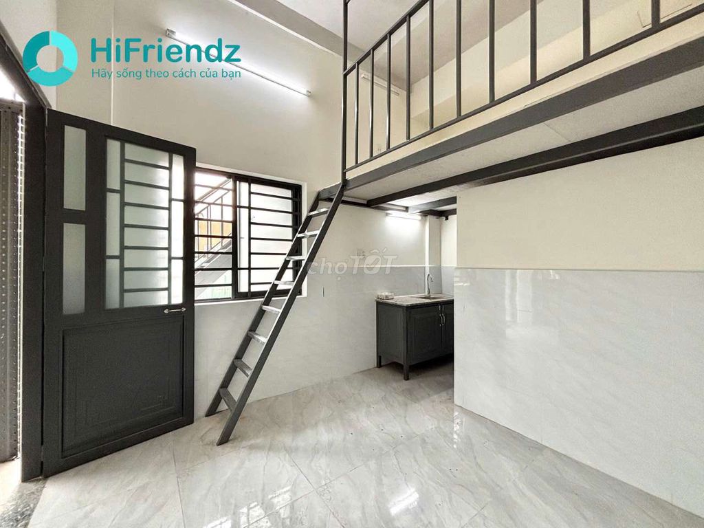 Found the new apartment. The balcony--the sky window near the huflit, Trường Chinh