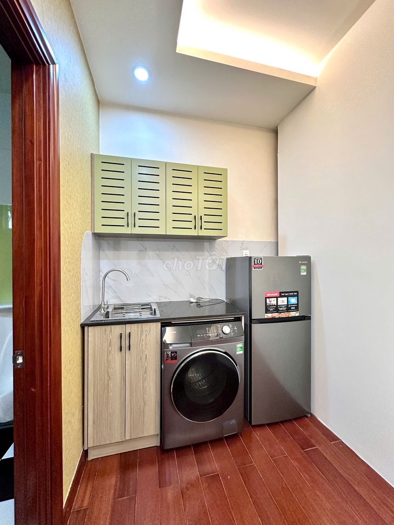 The new 100 percent super-priced kitchen room. Xóm Vôi County 5 has elevators.