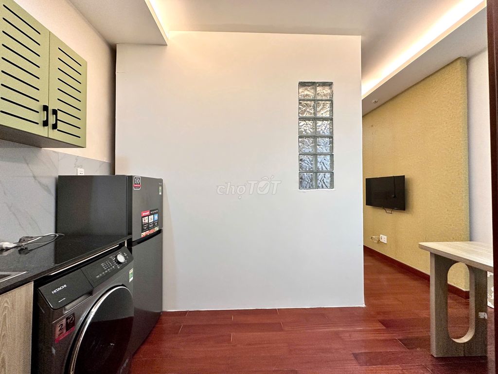 The new 100 percent super-priced kitchen room. Xóm Vôi County 5 has elevators.