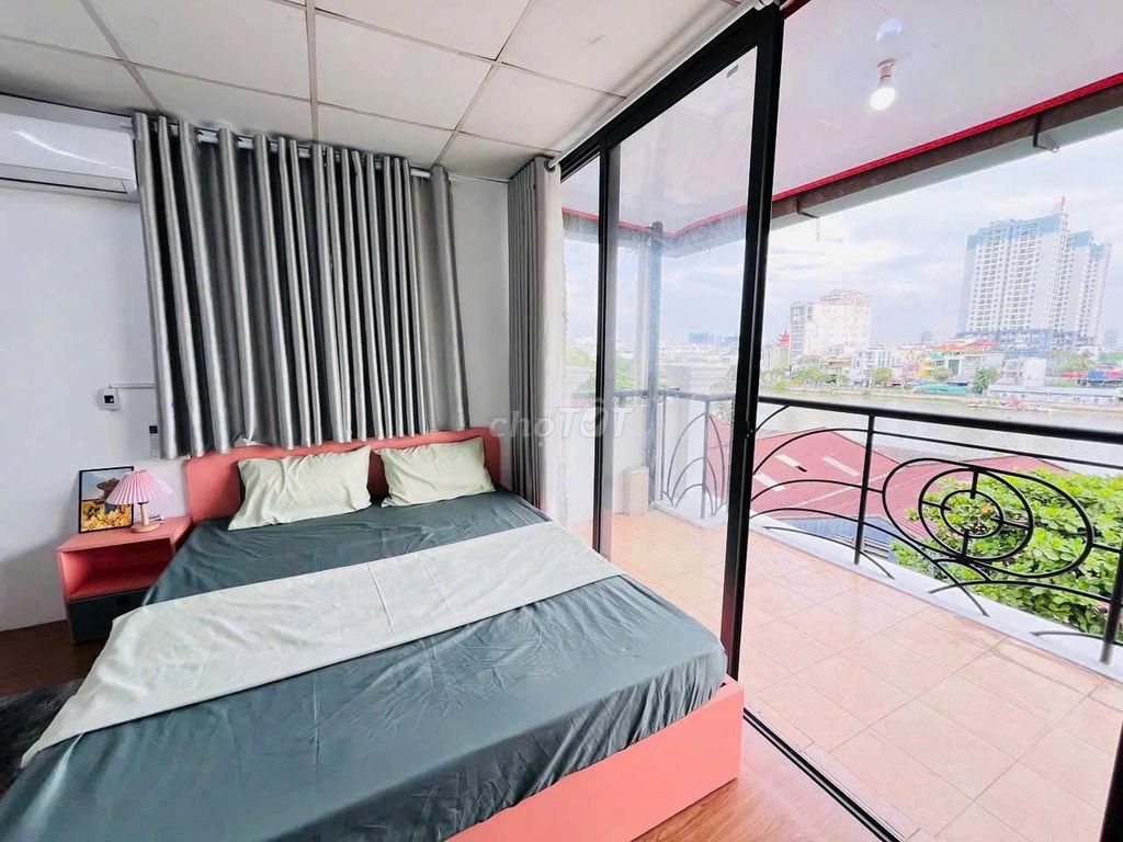 High Room, Tôn Thất Thuyết District 4 soft bid Full interior 35 m2 big balcony