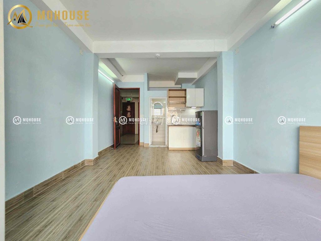 studio full window interior only 4.4 million