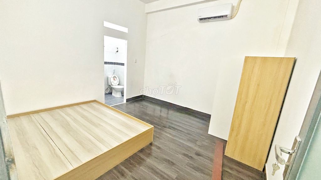 Rent a balcony full of Quang Trung Gò Vấp centimeter furniture