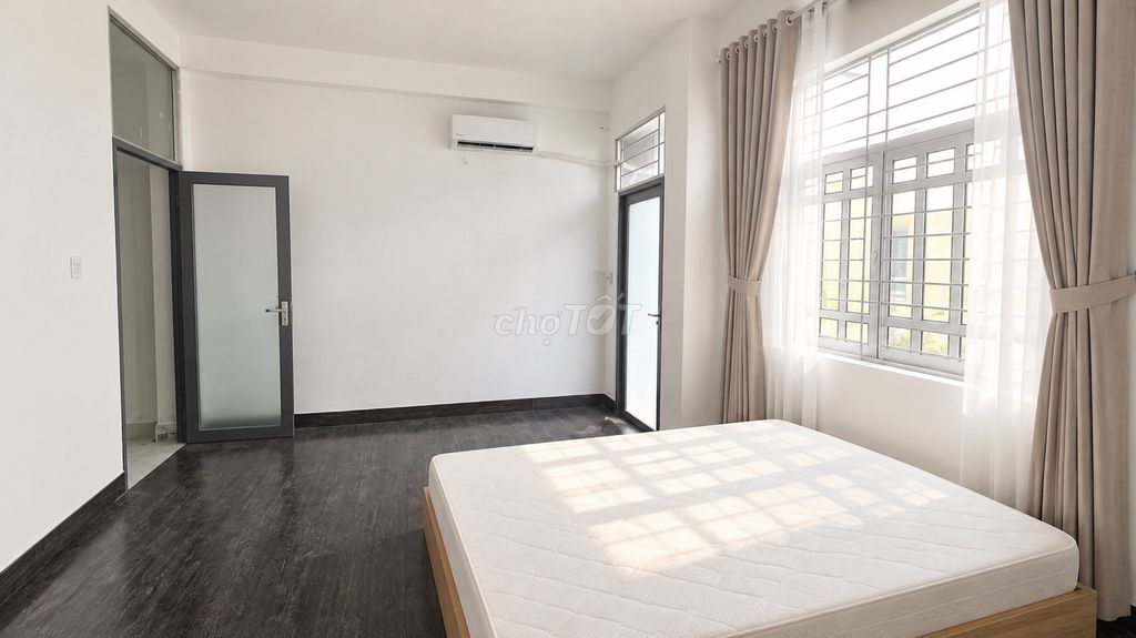 Rent a balcony full of Quang Trung Gò Vấp centimeter furniture
