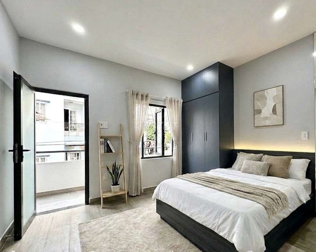 A balcony studio full interior