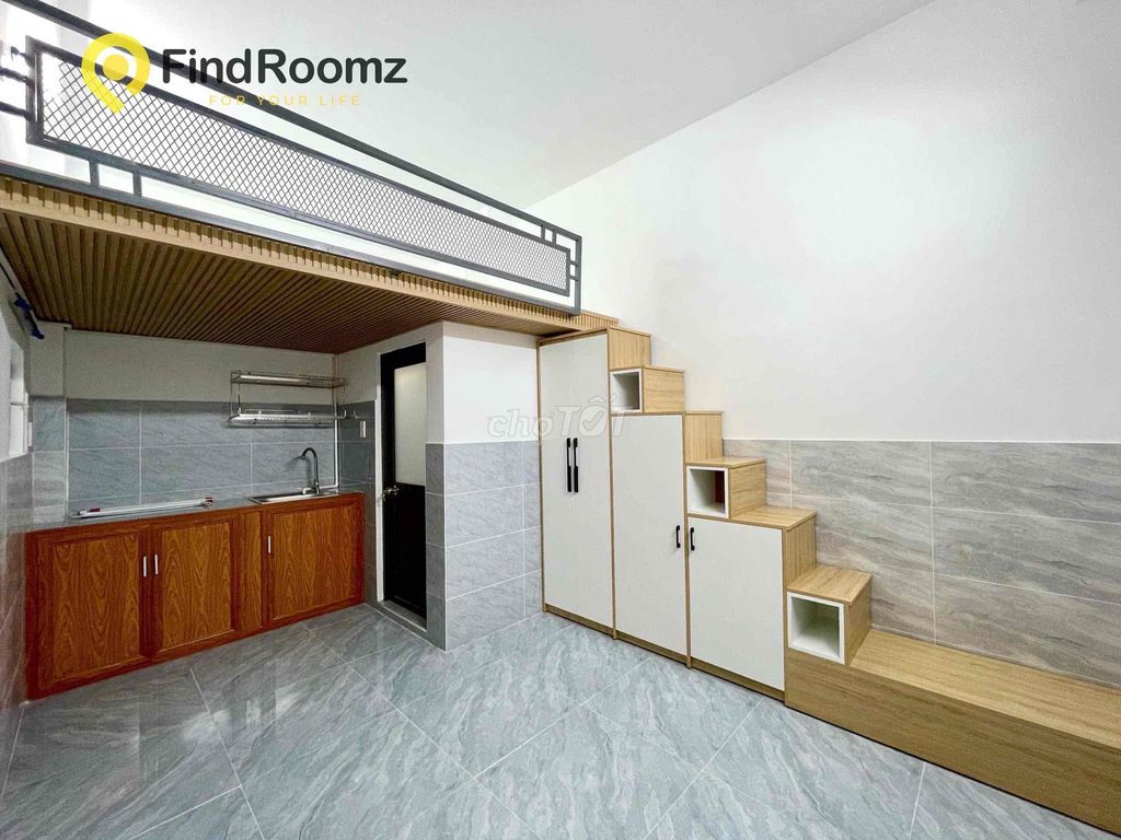 Rent the living room. Love the Nguyễn Văn Dung.