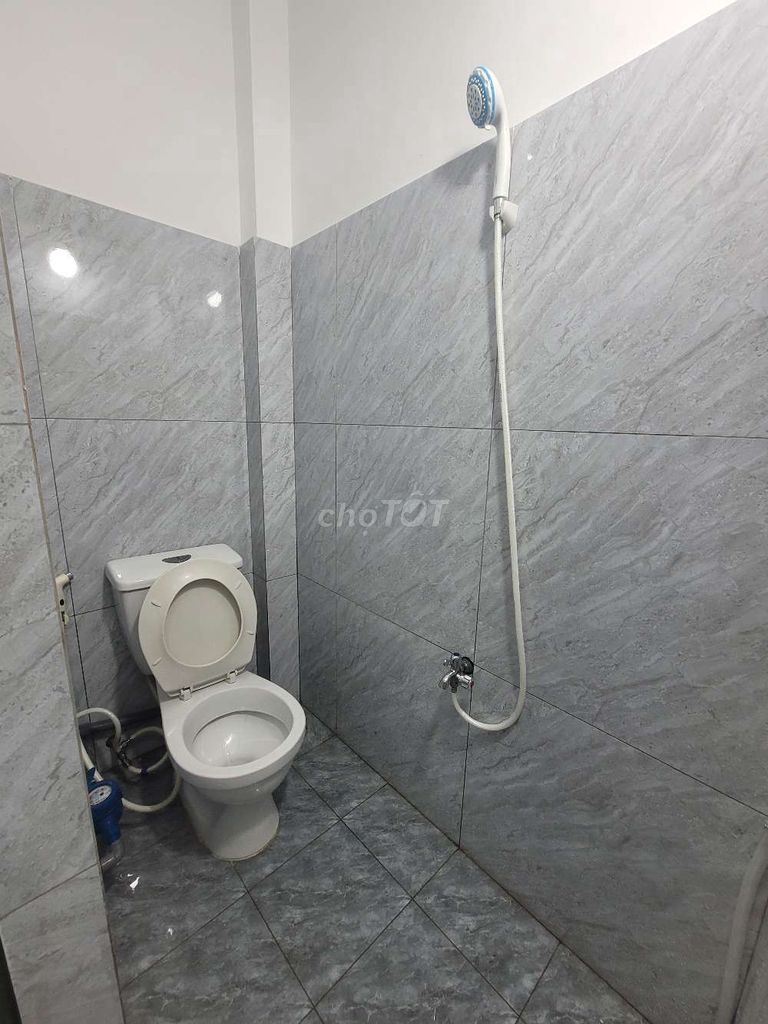 The new suite is 100% New Year's, a mile from the University of Business.