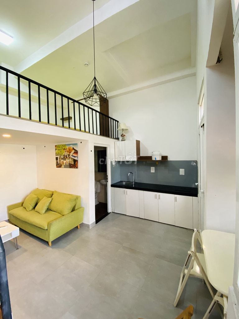Duprix Full Underprivileged interior, mini balcony, District 7 elevator.