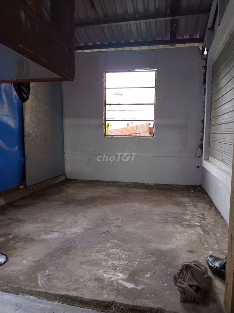 Rent room downtown District 1 (near market)