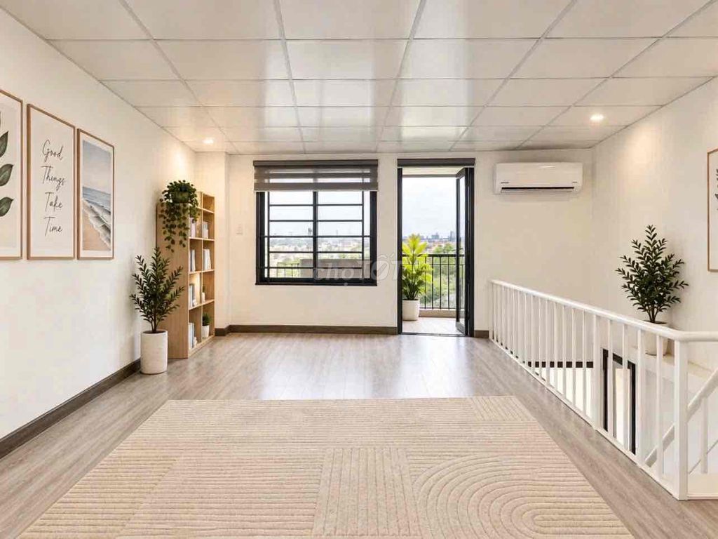 It's the owner of a ten-year-old apartment. A floor bancol, Gimalll, Pacific.