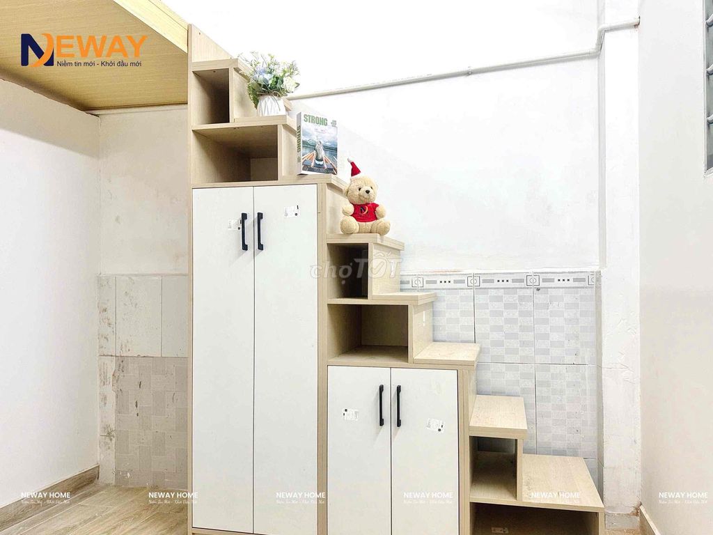 New box guard is building Thoại Ngọc Hầu near the shower, vhu, District 11, District 10.