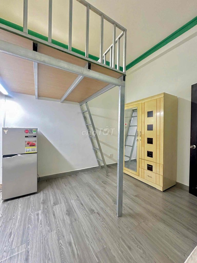 The high-priced living room near thette District 7