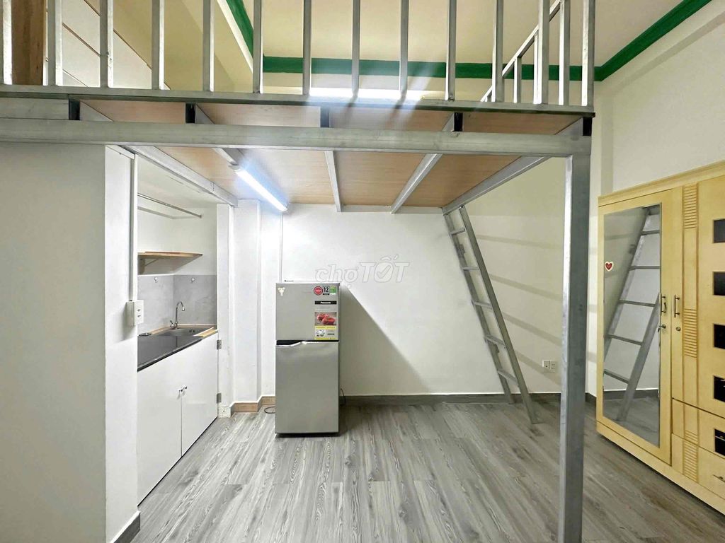 The high-priced living room near thette District 7