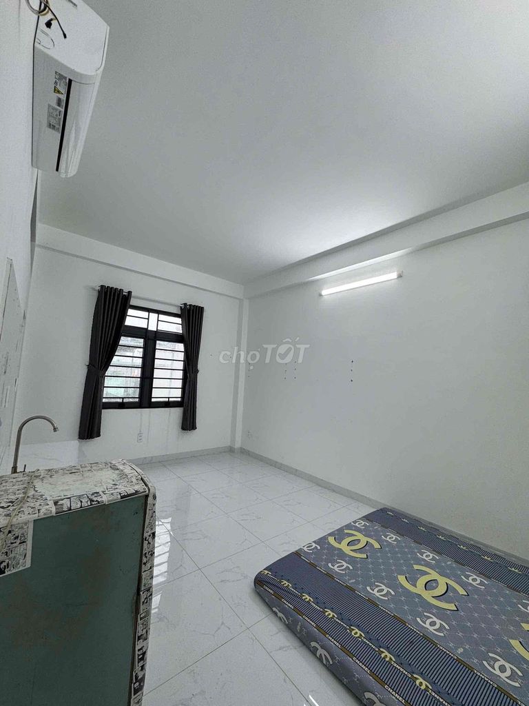 New room for Hoàng Bật Đạt, full interior. 3.5 million a month.