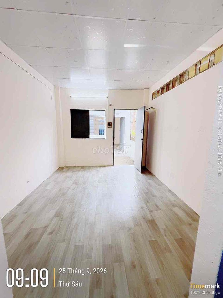 Clear corner, Straight Up - Qq Circle2, Bình Tân