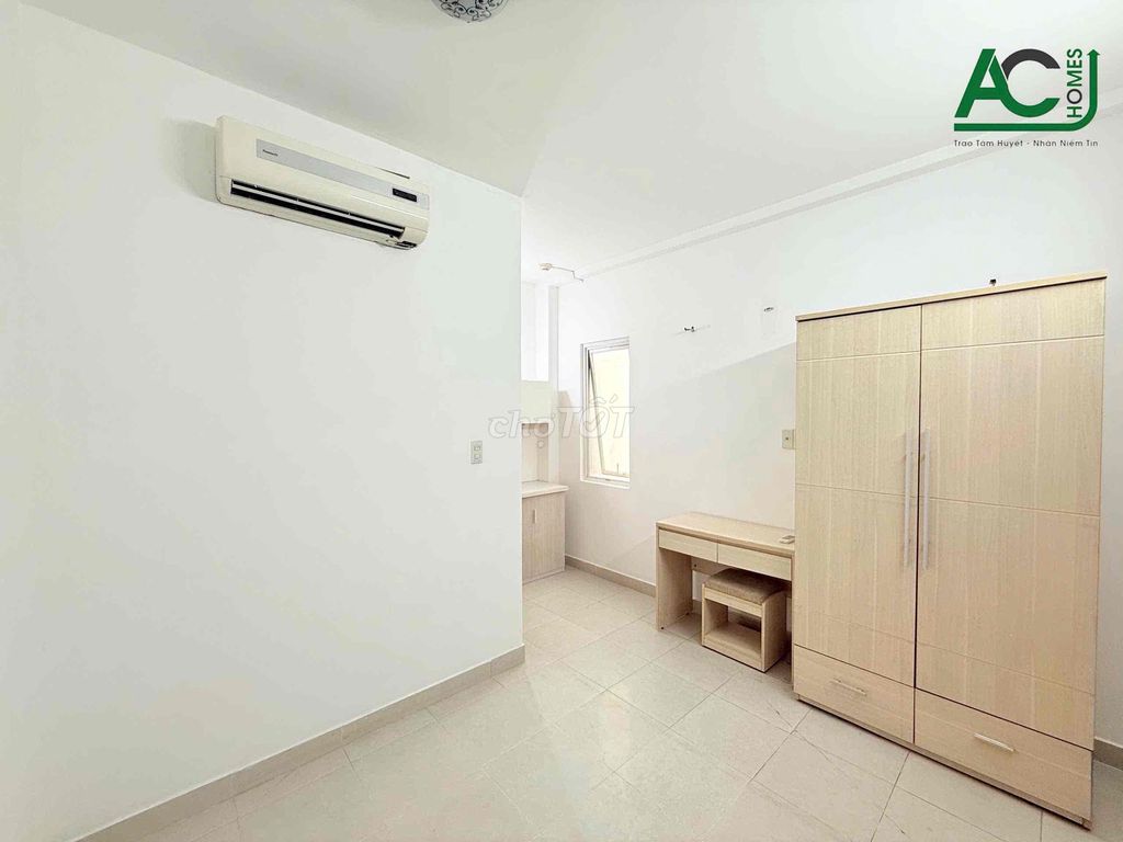 Pass room 15/10 is available