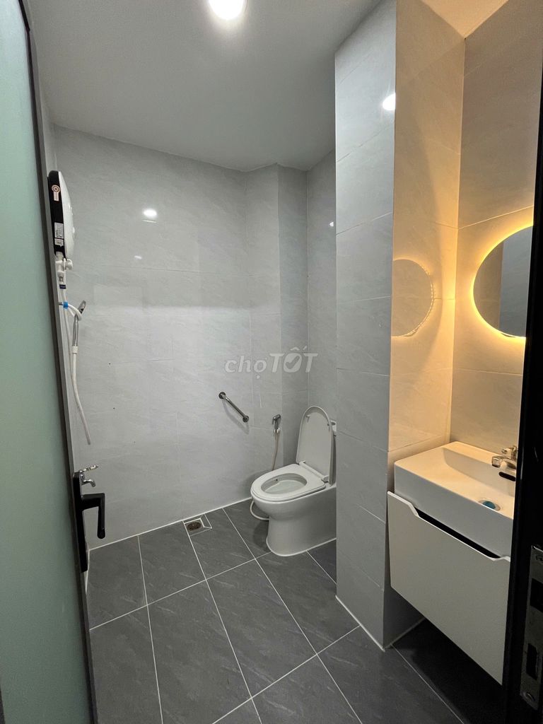 Room 15 m2-FUll interior- it's right-hand-two-23/ Bà Hạt.