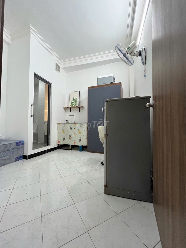 Room 15 m2-FUll interior- it's right-hand-two-23/ Bà Hạt.
