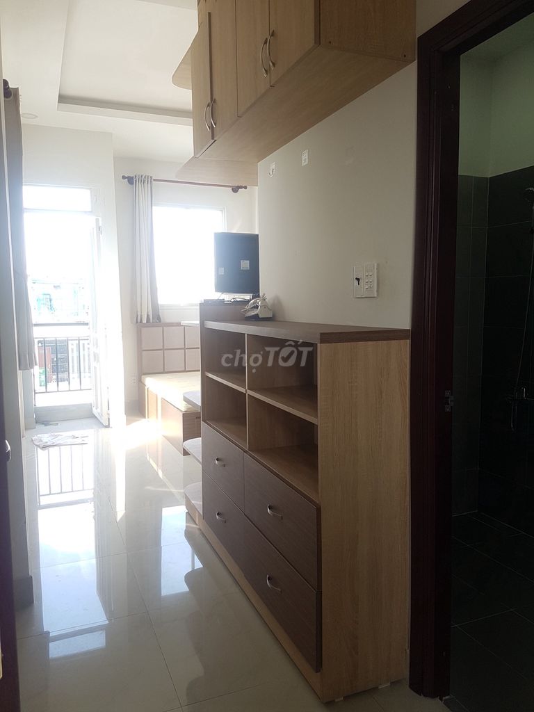 Rent room in District 3-- clean and clean, free time.
