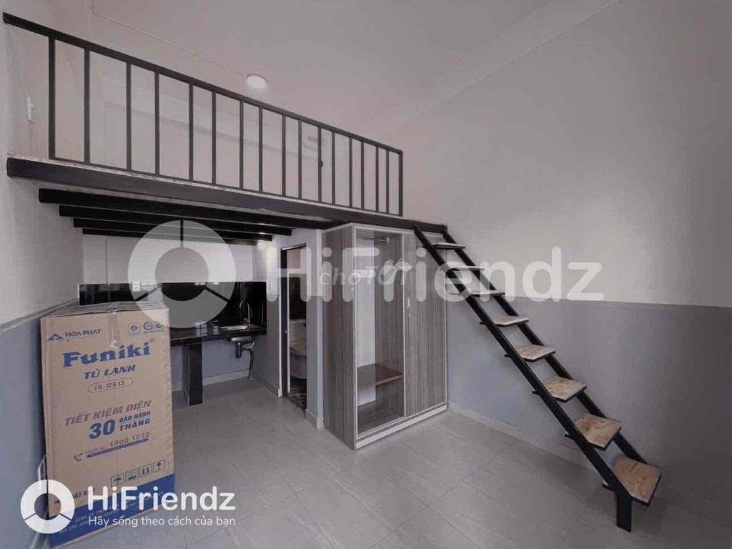 Tỉnh lộ 10 - large upper room - clear-looking - support pile