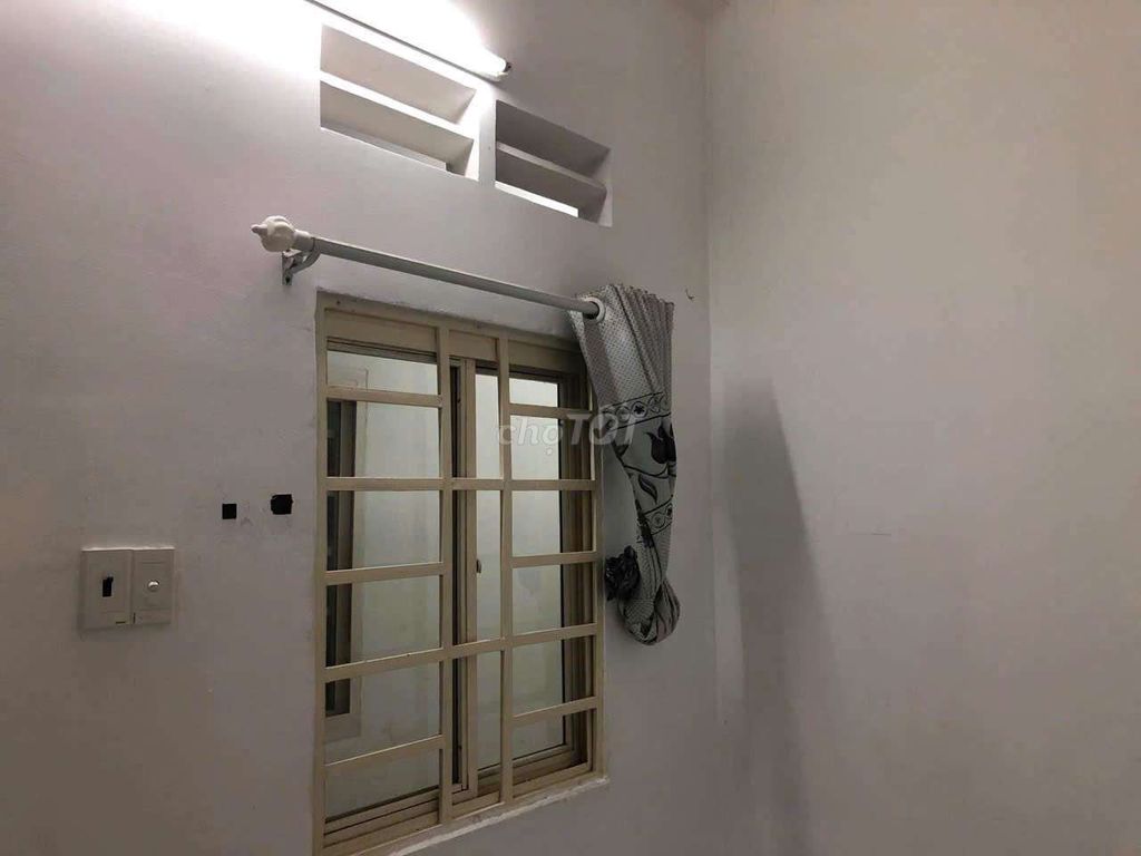 student motel.