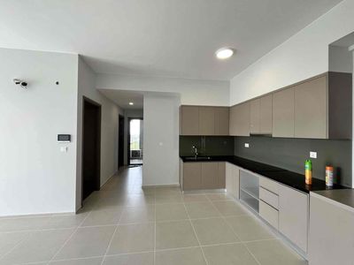 Three bedrooms cost 10 million a month, four air conditionings, washing machines, bedcases.
