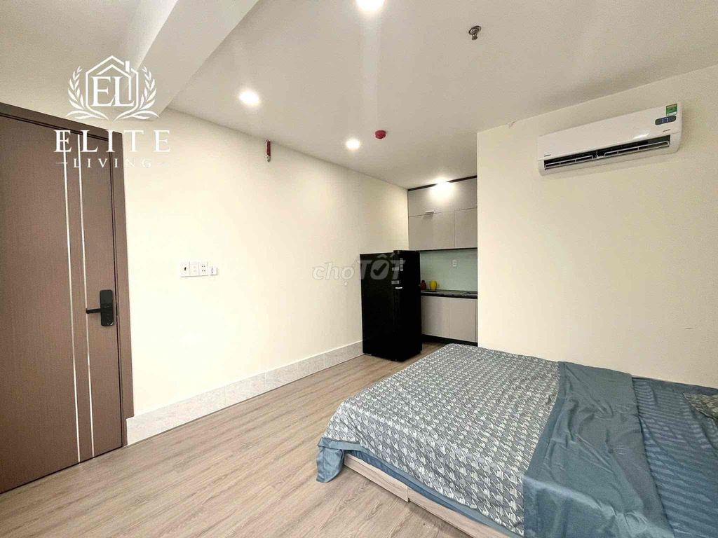 The balcony studio costs 3 X 4 X near Mai Chi, Sala