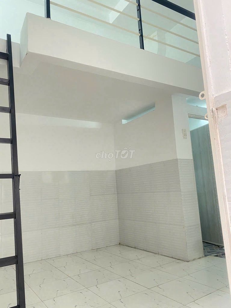 To rent a hotel with a cheap window Bình Tân