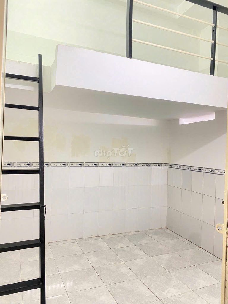 To rent a hotel with a cheap window Bình Tân