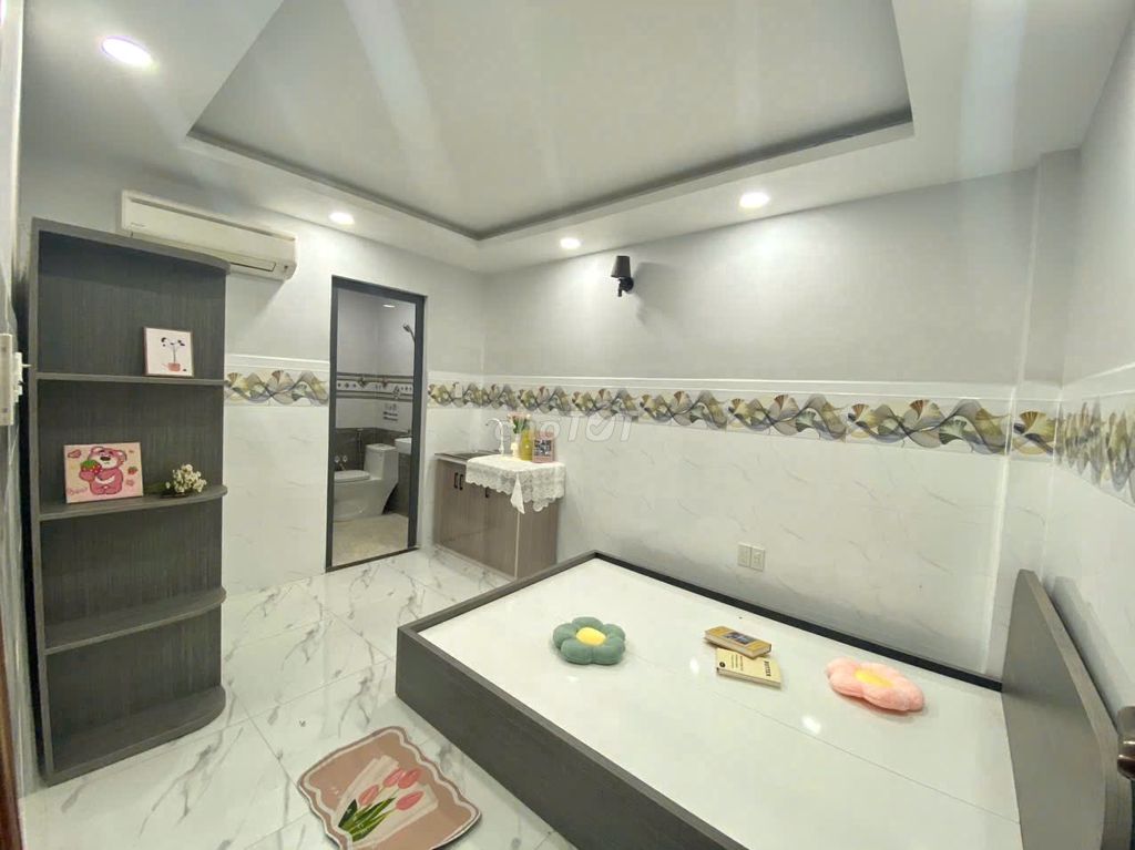 Rent basic interior studios right over Lê Văn Quới - four-way fall.
