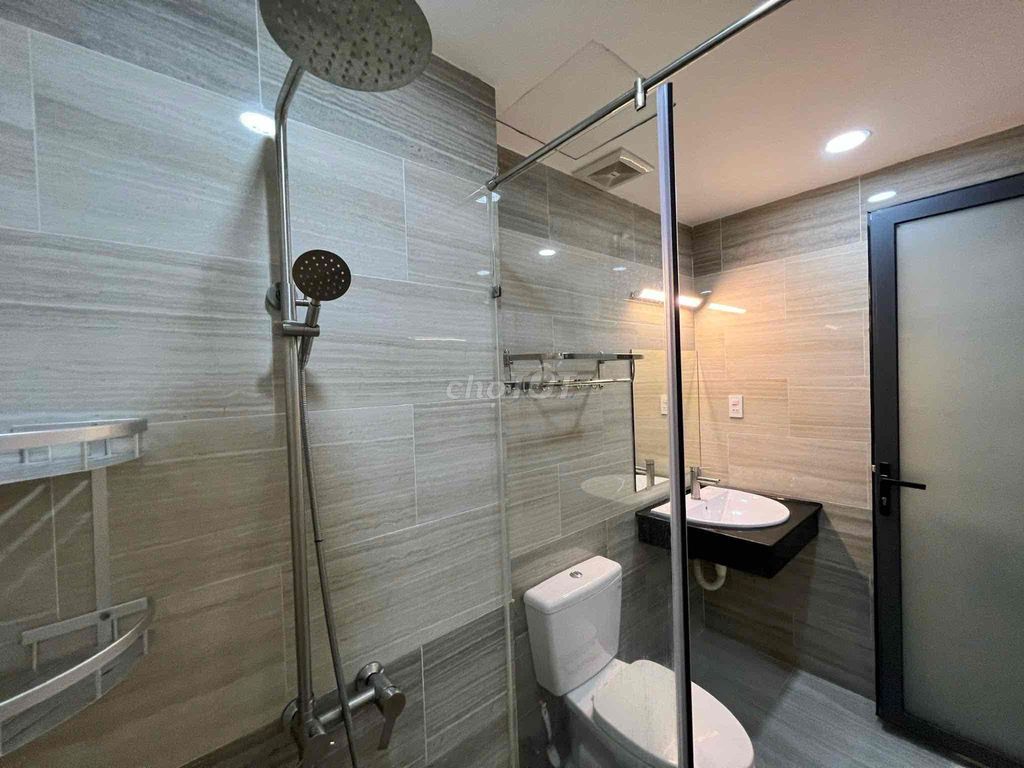 Nguyễn Gia Trí studio full interior with gym