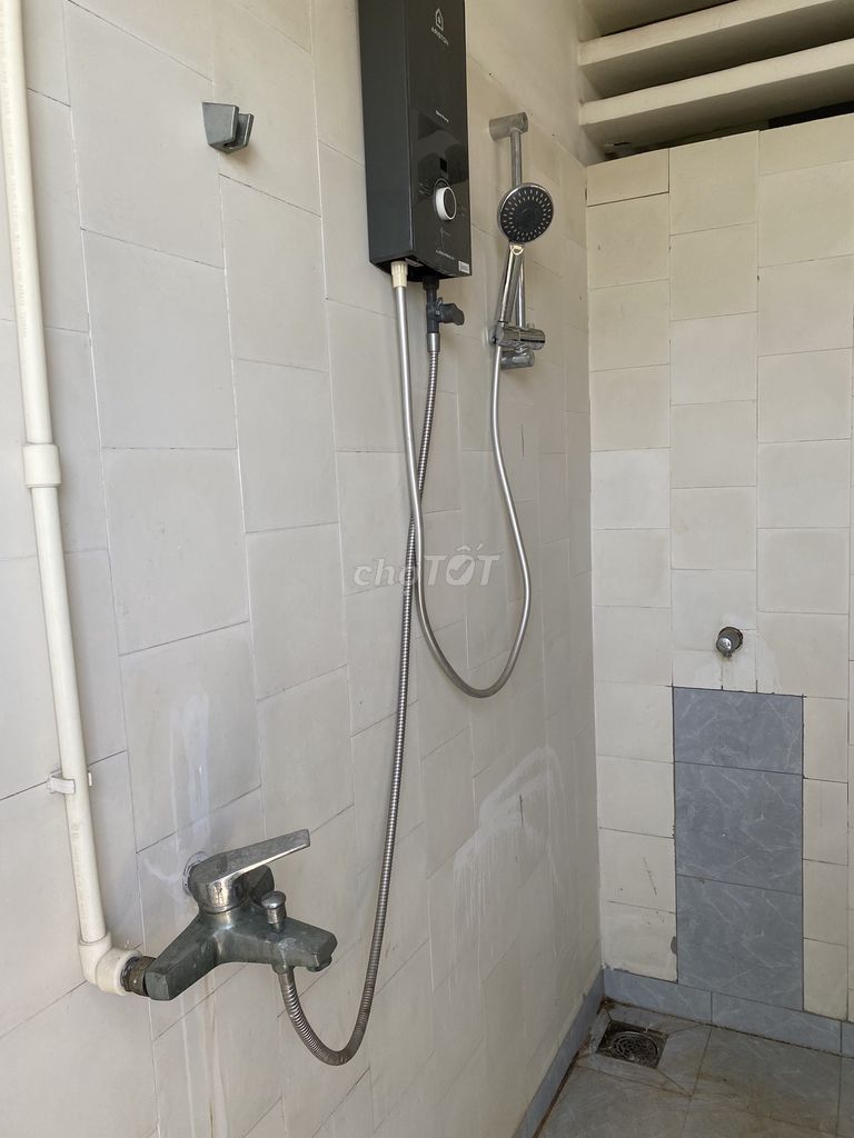 Rent rooms near universities, open colleges, tdt University, near Rm, colleges.